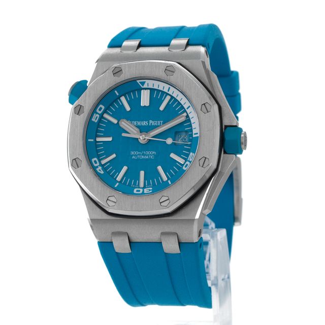 Audemars Piguet Royal Oak Offshore 15710ST.OO.A032CA.01 Image 2